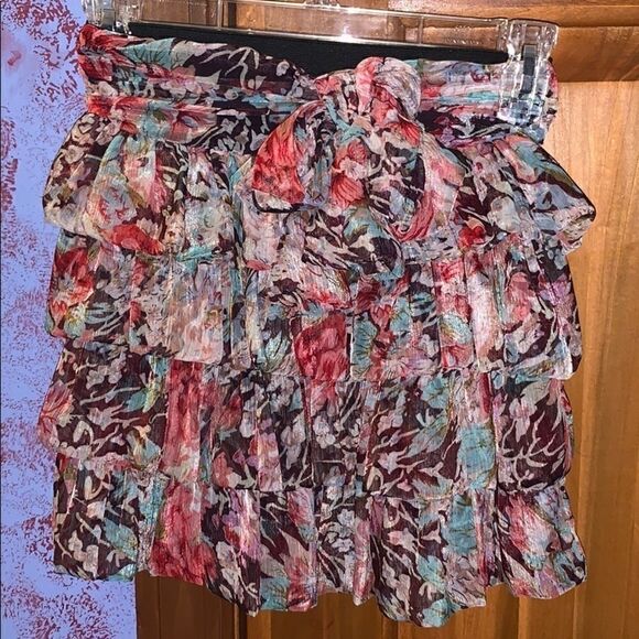Juniors size small skirt  - Picture 1 of 8